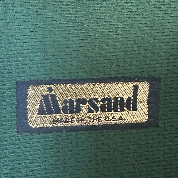 Hard Case For Detectives - Picture 8 of 11